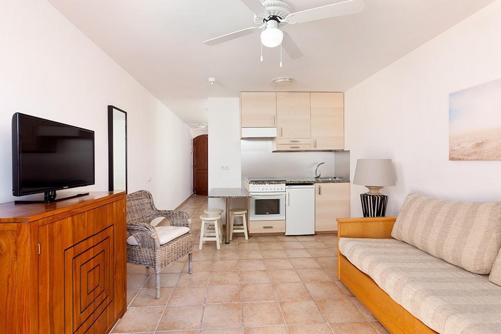 Sol Sun Beach Apartamentos Costa Adeje  Bagian luar foto