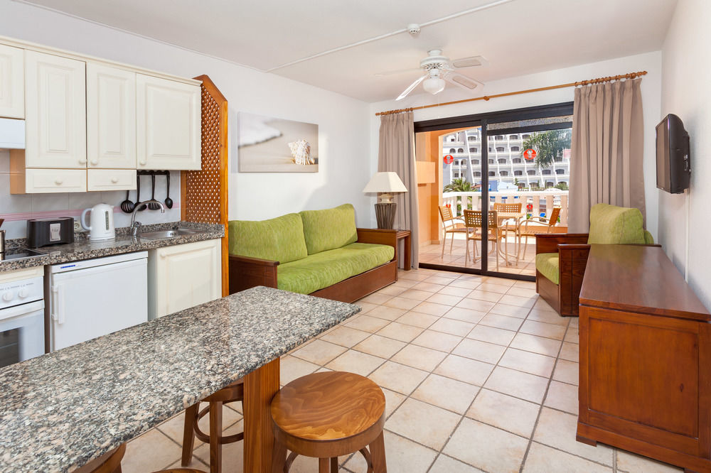 Sol Sun Beach Apartamentos Costa Adeje  Bagian luar foto